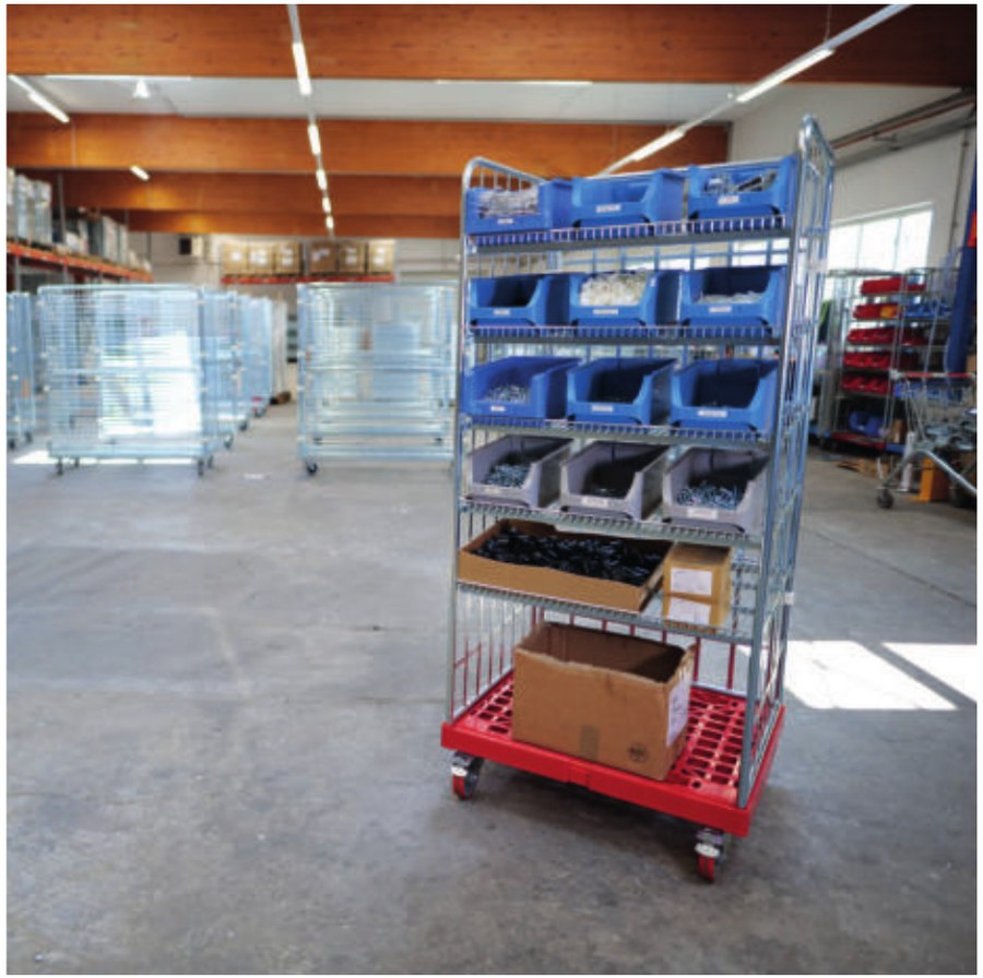 Conteneur présentoir ESB avec bacs à bec pour présentation des marchandises